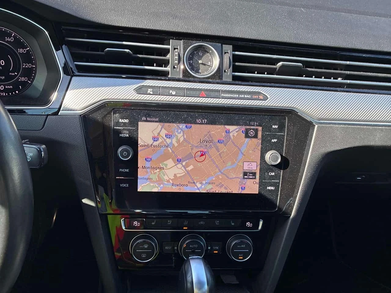 VW Arteon R-Line / Dynaudio / Обдухване / Carfax, снимка 9 - Автомобили и джипове - 56199436