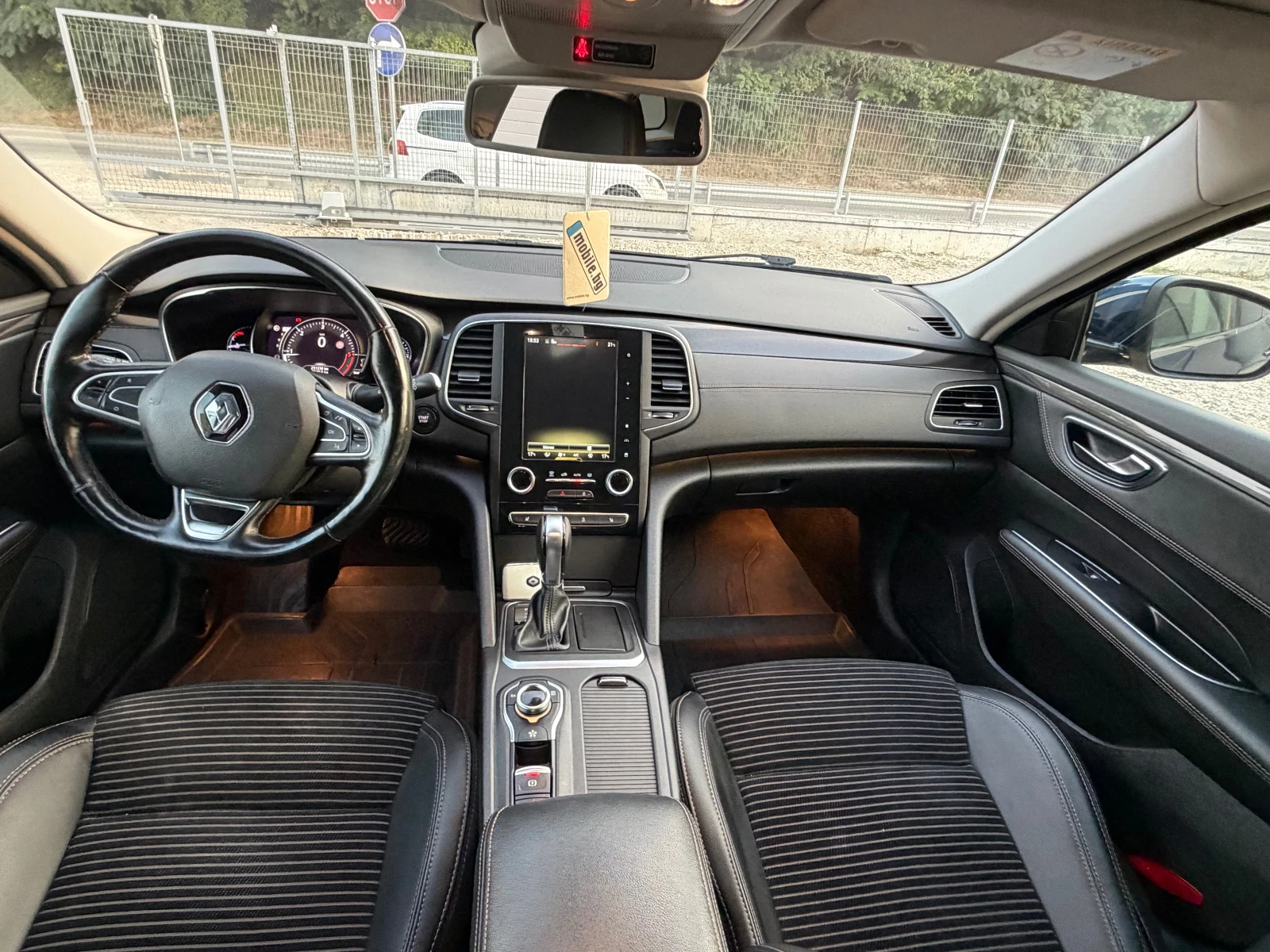 Renault Talisman 1.6DCI* LED* NAVI* TOP* Avtomat, снимка 11 - Автомобили и джипове - 56216068