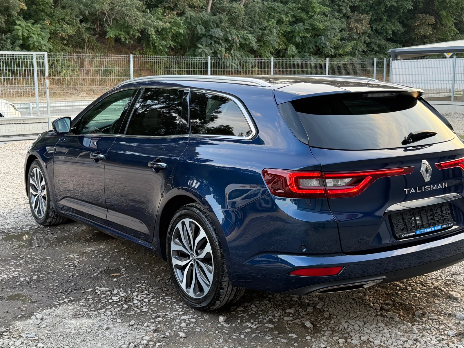 Renault Talisman 1.6DCI* LED* NAVI* TOP* Avtomat, снимка 4 - Автомобили и джипове - 56216068