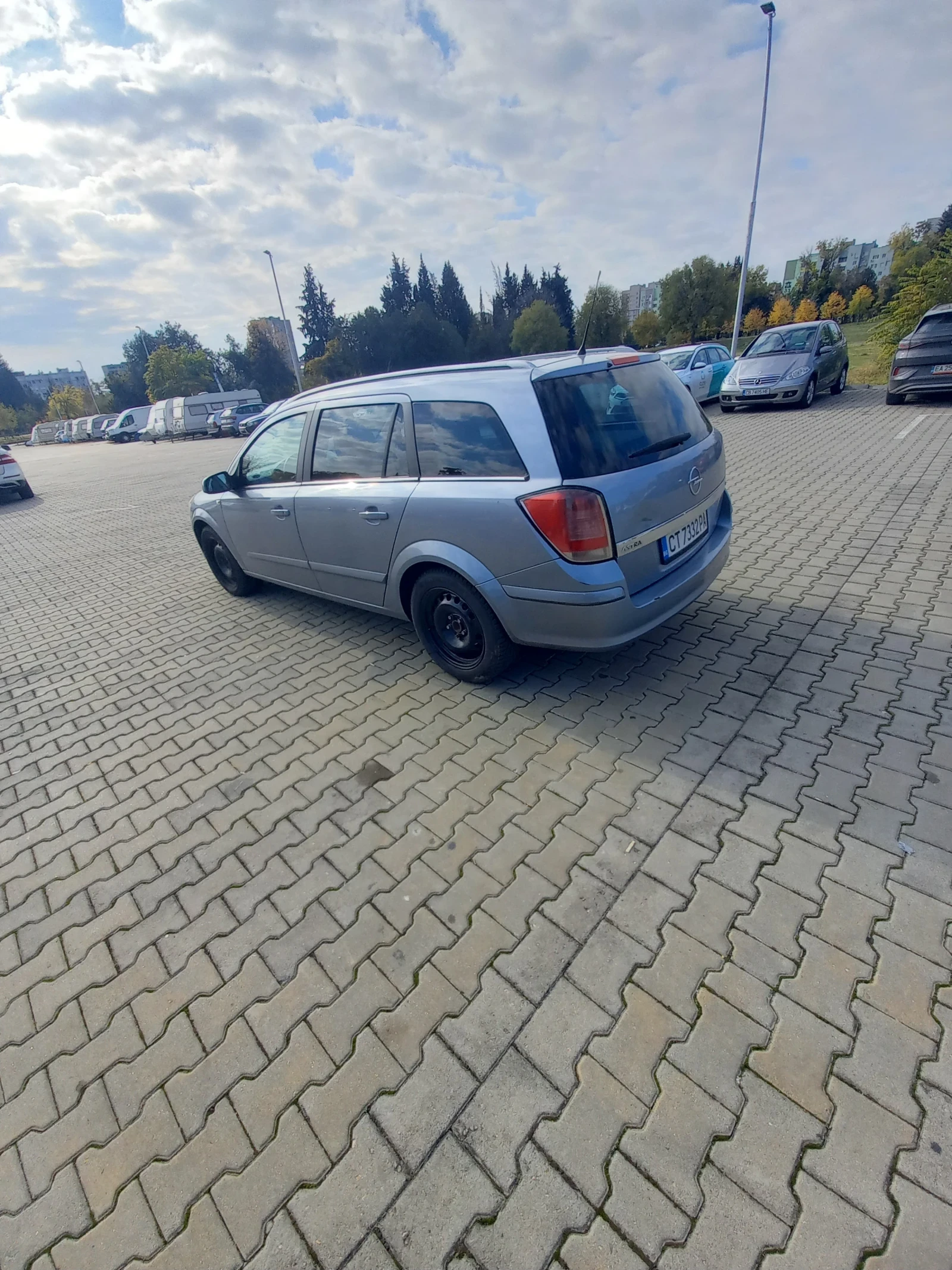 Opel Astra, снимка 2 - Автомобили и джипове - 56653617