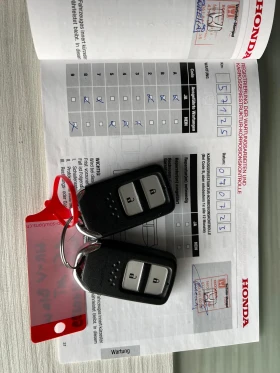 Honda Hr-v EXECUTIVE Панорама Keyless Кожа Подгрев Нави Камер, снимка 17