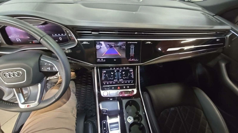 Audi SQ8 PRESTIGE* HUD* BANG & OLUFSEN* 360* , снимка 5 - Автомобили и джипове - 48564428