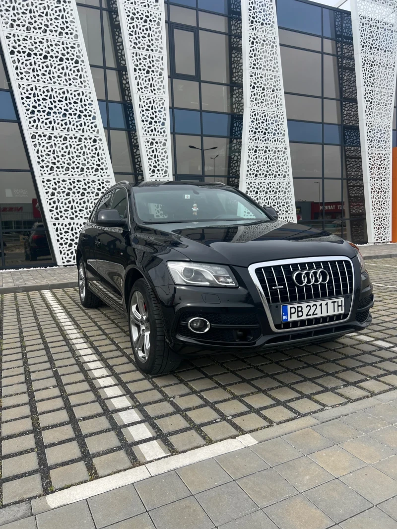 Audi Q5 3xS line 100%  реални км. Топ състояние, снимка 1 - Автомобили и джипове - 49504831