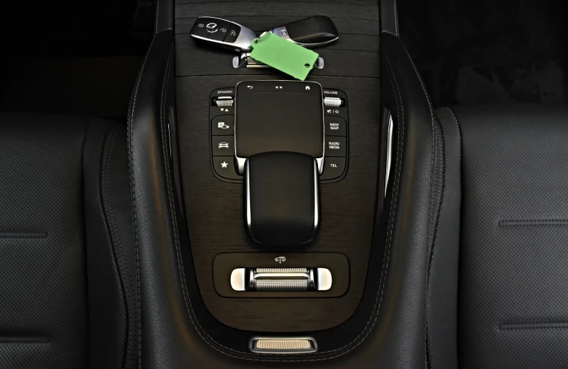 Mercedes-Benz GLE Coupe 350D 4M 3xTV AMG Optik 360 4DBURMESTER PANO, снимка 13 - Автомобили и джипове - 52649695