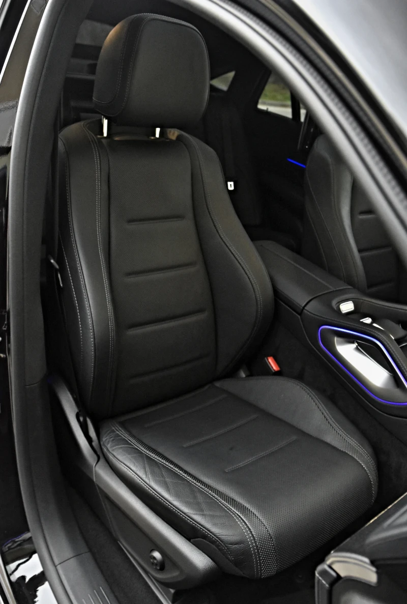 Mercedes-Benz GLE Coupe 350D 4M 3xTV AMG Optik 360 4DBURMESTER PANO, снимка 14 - Автомобили и джипове - 52649695