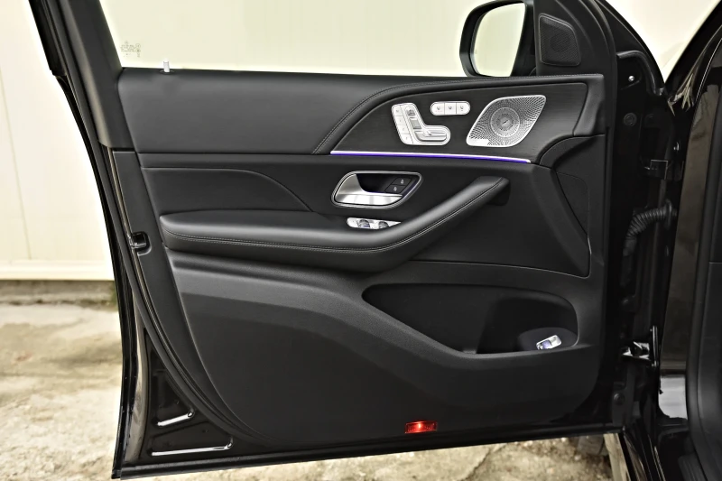 Mercedes-Benz GLE Coupe 350D 4M 3xTV AMG Optik 360 4DBURMESTER PANO, снимка 15 - Автомобили и джипове - 52649695