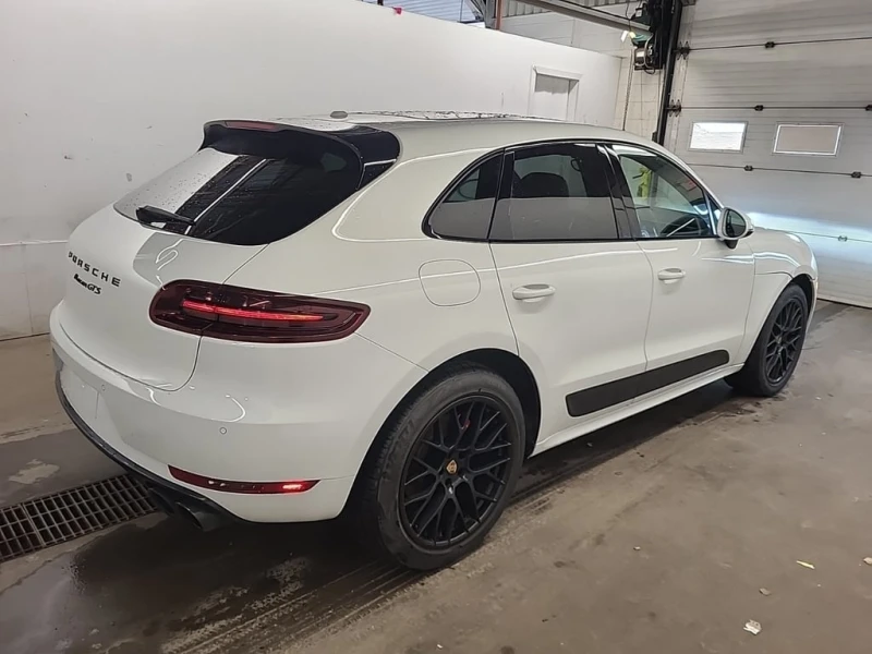 Porsche Macan * GTS * CARFAX * , снимка 3 - Автомобили и джипове - 52825216