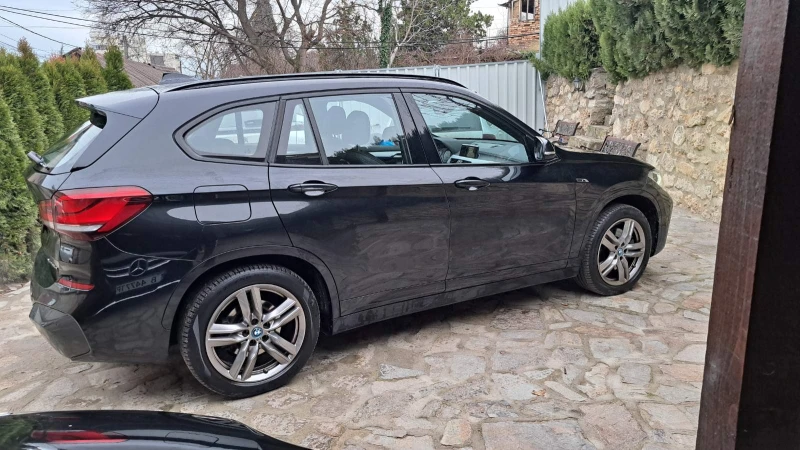 BMW X1 1.5, снимка 3 - Автомобили и джипове - 53060239
