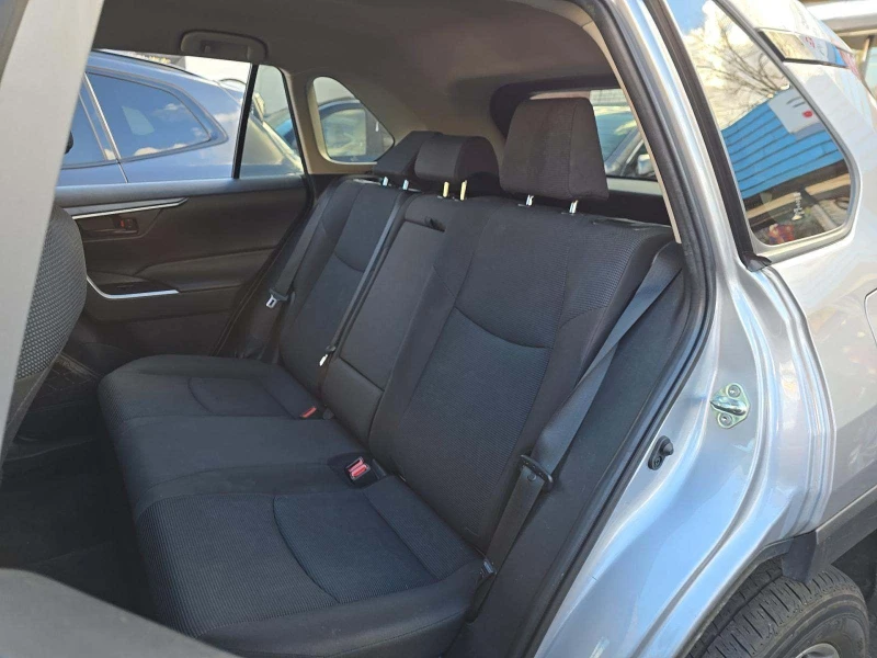 Toyota Rav4, снимка 13 - Автомобили и джипове - 53180755