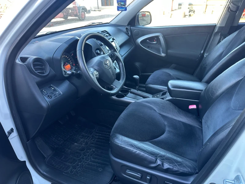 Toyota Rav4 2.2 d4d euro5 AVTOMATIC, снимка 16 - Автомобили и джипове - 53262132