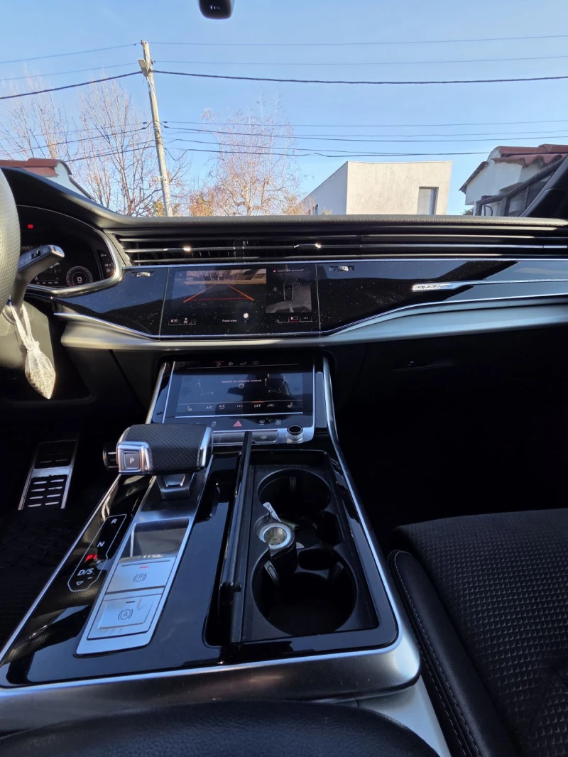 Audi Q7 50TDi* Sline* Full* Първи собственик, снимка 10 - Автомобили и джипове - 53260898