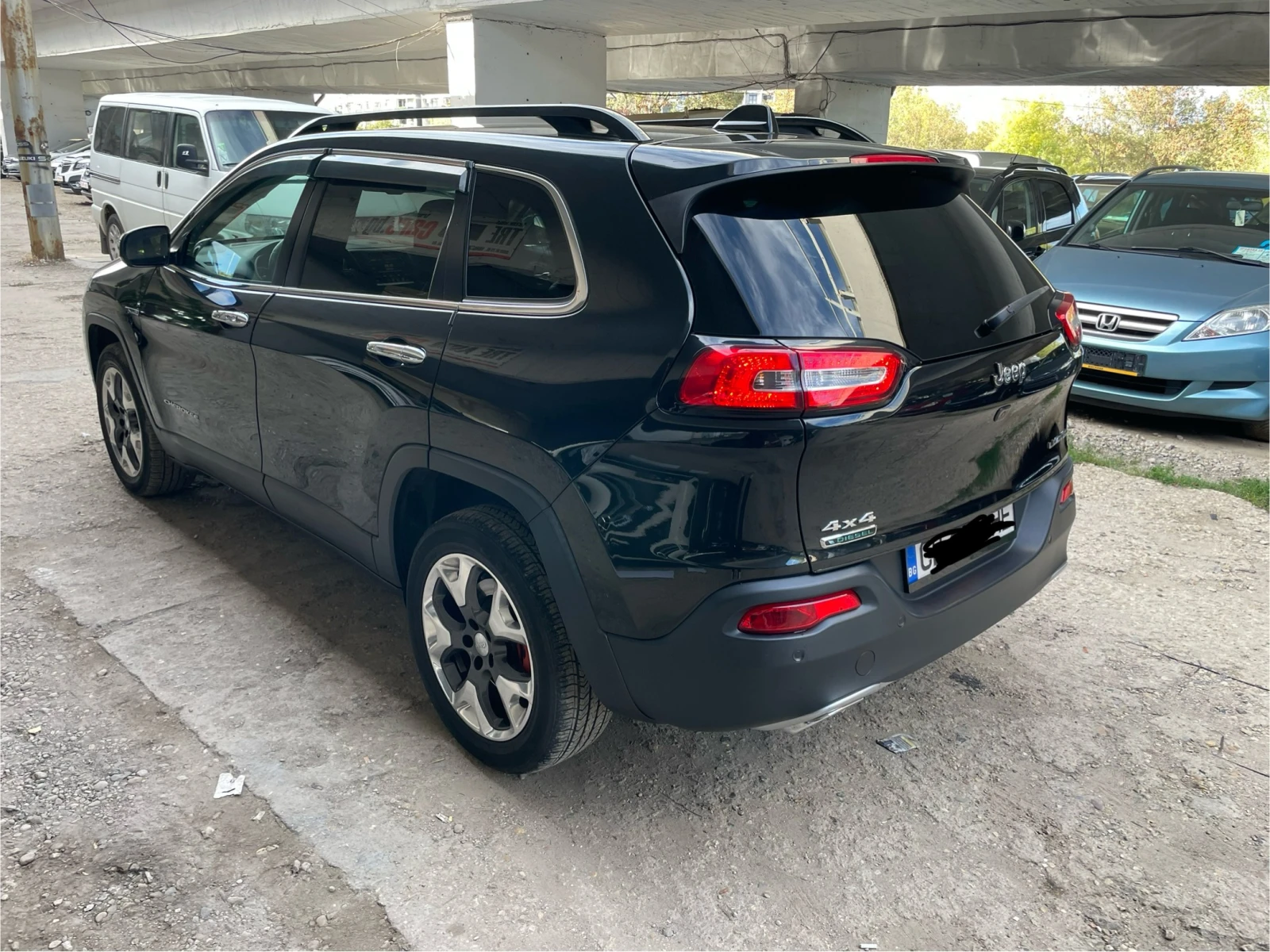 Jeep Cherokee 2.2JTDI-LIMITED-9G-КСЕНОН-LED-NAVI-KEYLESS GO-FULL - изображение 7