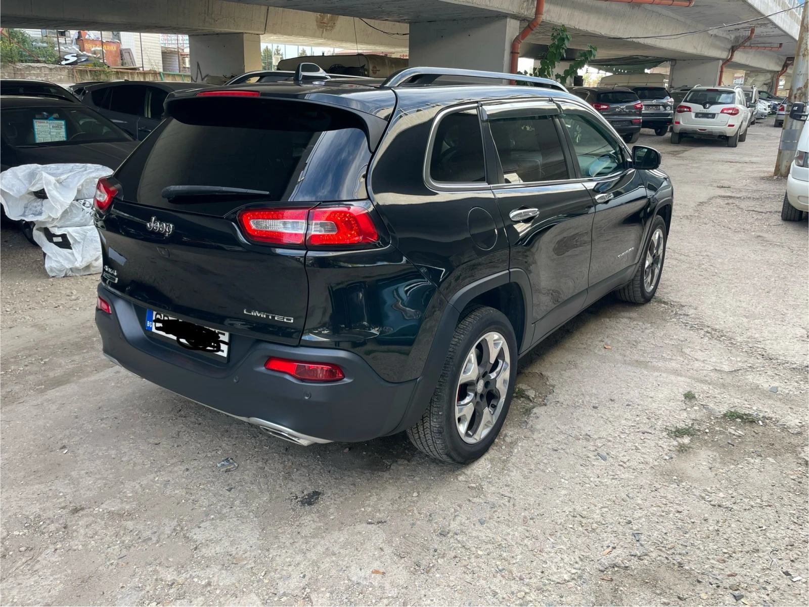 Jeep Cherokee 2.2JTDI-LIMITED-9G-КСЕНОН-LED-NAVI-KEYLESS GO-FULL - изображение 6