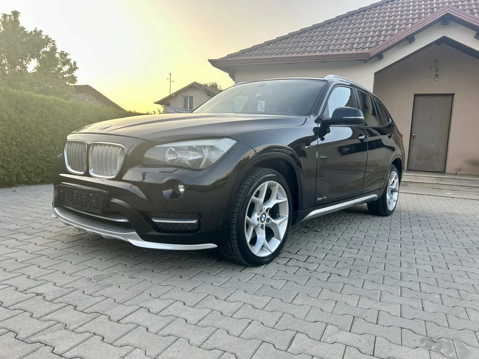 BMW X1 SDrive18d Msport (105 KW)  Facelift Автомат - изображение 3