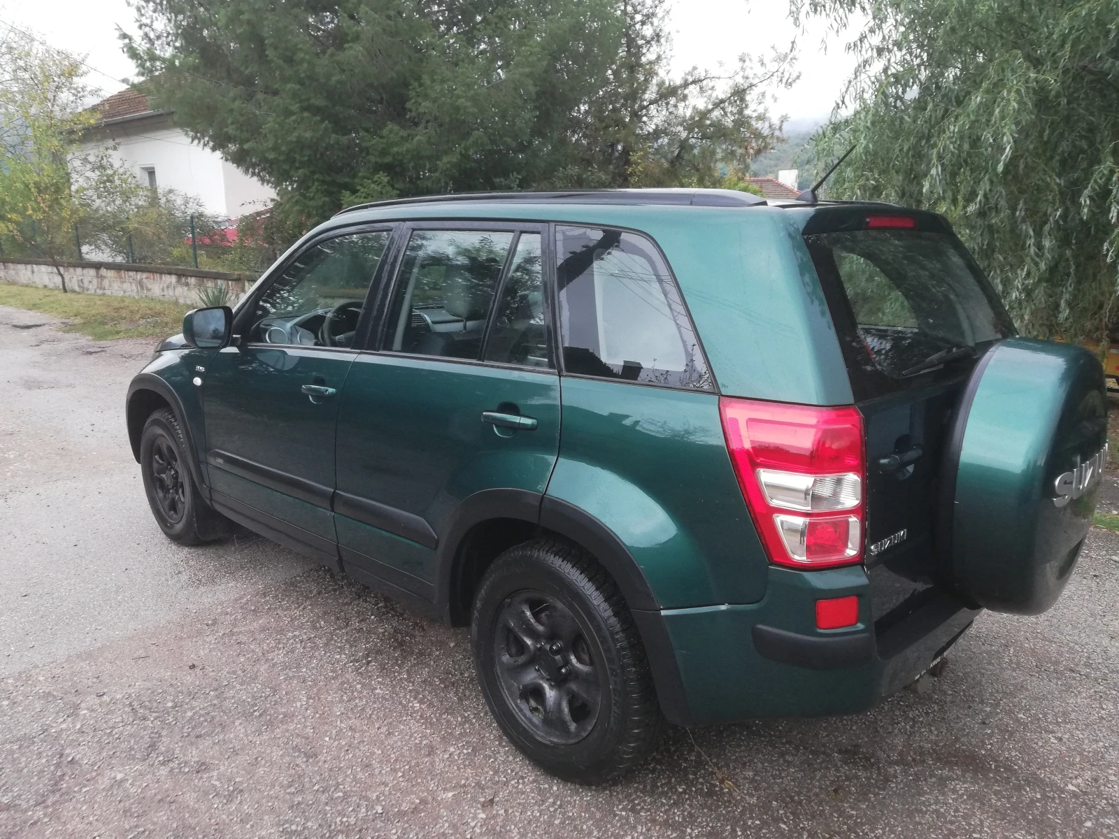 Suzuki Grand vitara 1.9DITD * 4x4 * КЛИМАТИК  - изображение 3