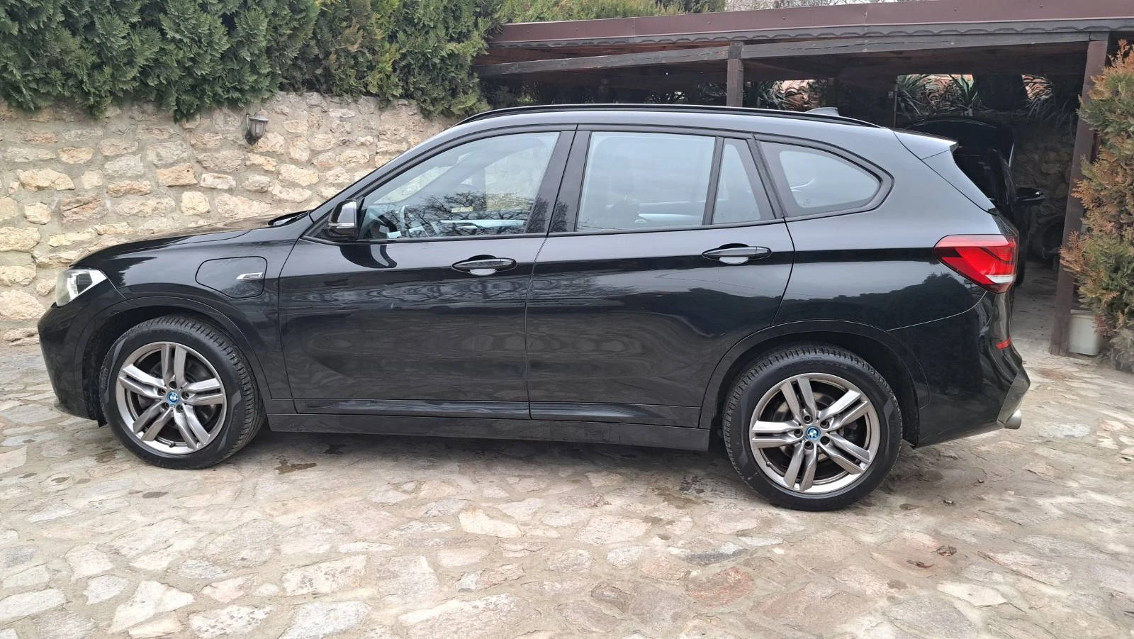 BMW X1 1.5 - изображение 4