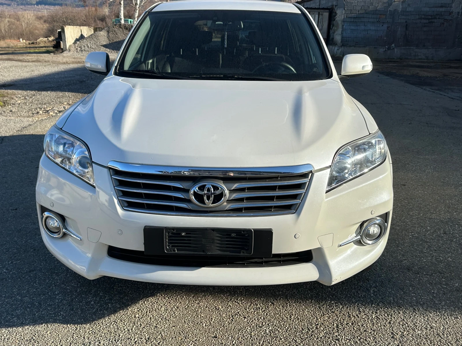 Toyota Rav4 2.2 d4d euro5 AVTOMATIC - изображение 3