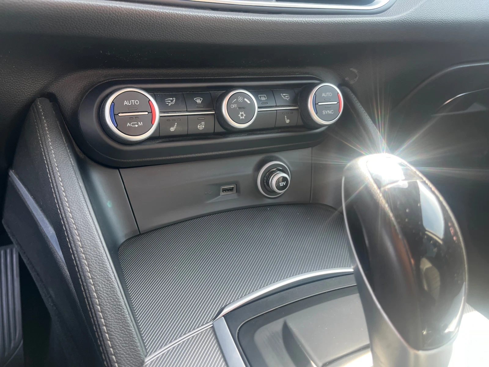 Alfa Romeo Stelvio 2.2 Q4 210 4x4, снимка 12 - Автомобили и джипове - 53754233