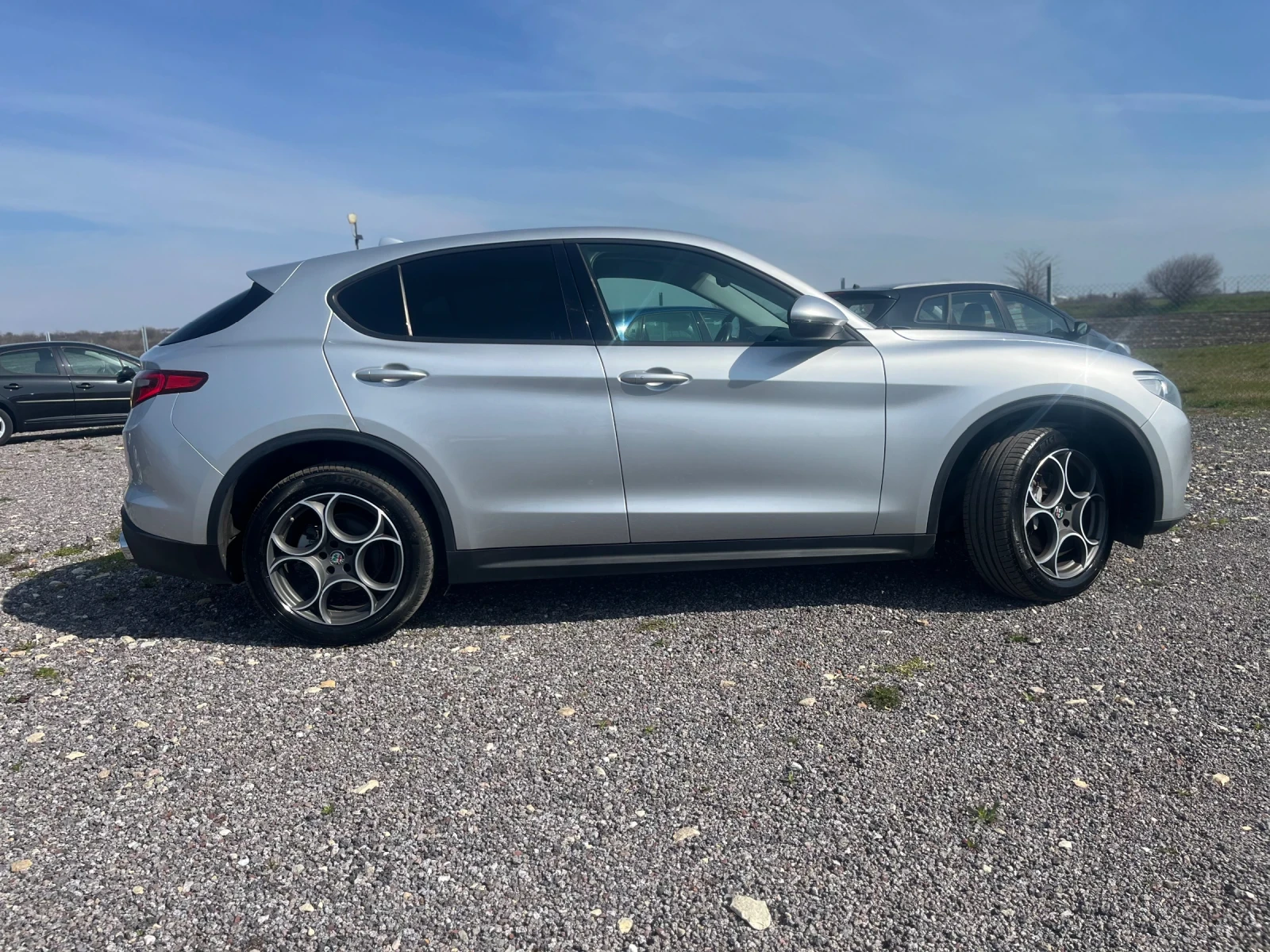 Alfa Romeo Stelvio 2.2 Q4 210 4x4, снимка 5 - Автомобили и джипове - 53754233
