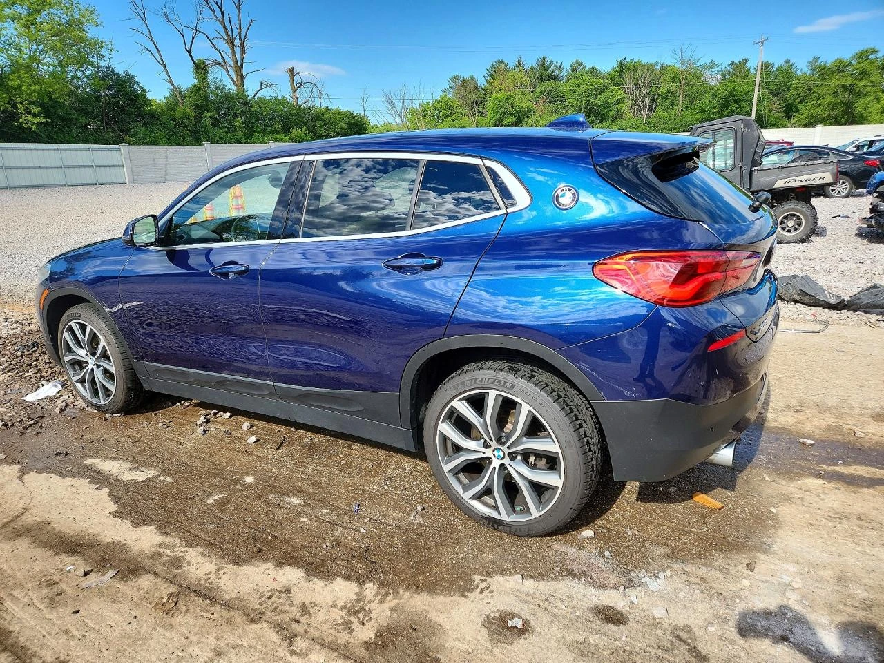 BMW X2 * xDrive28i* КОЖА* ПОДГРЕВ* ПАНОРАМА* NAVI* LED* , снимка 2 - Автомобили и джипове - 55062521