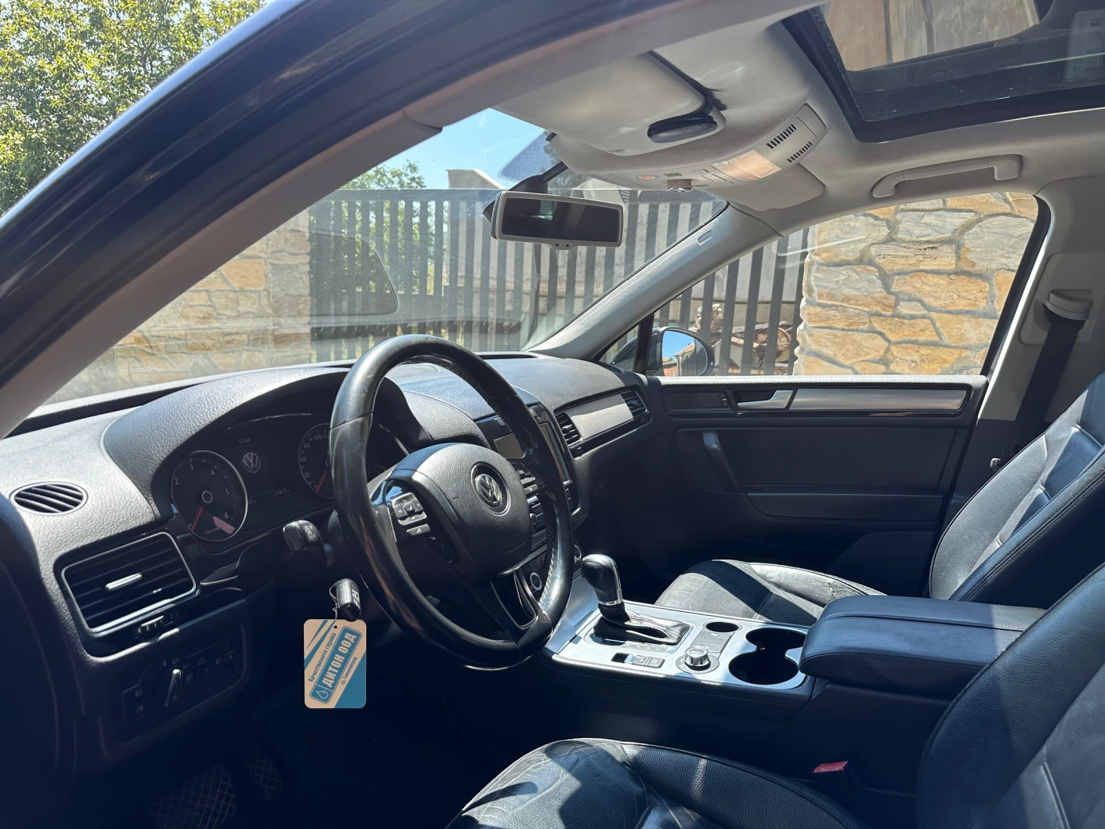 VW Touareg, снимка 9 - Автомобили и джипове - 55658616