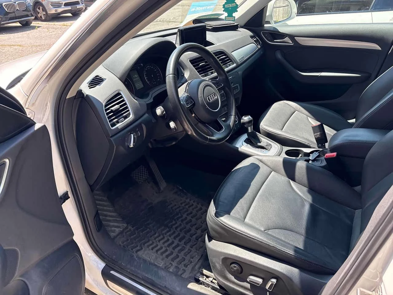 Audi Q3 * Progressiv * CARFAX * ОТ ПРЕДСТАВИТЕЛСТВО * , снимка 5 - Автомобили и джипове - 55662408