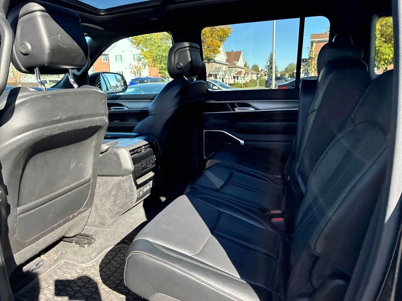 Jeep Grand Wagoneer Series II Carbide / Carfax / ���������� | Mobile.bg � ����������� 12