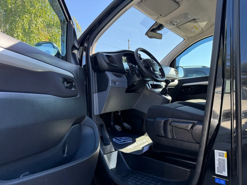 Opel Vivaro 2.0 CDTI 5+ 1 N1 Premium Plus, снимка 8 - Бусове и автобуси - 51769945