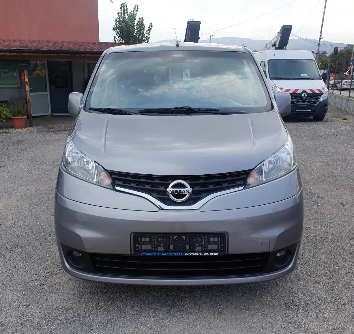 Nissan NV200 Evalia 7 места 1.5dC 110i - изображение 2