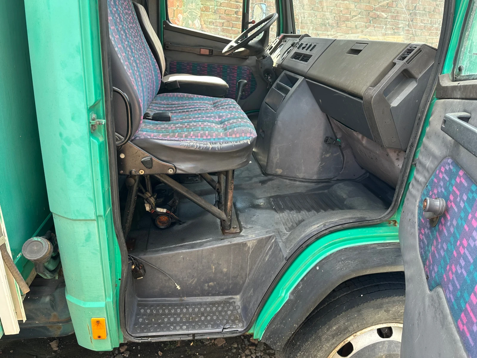 Mercedes-Benz 814, снимка 8 - Камиони - 55423537