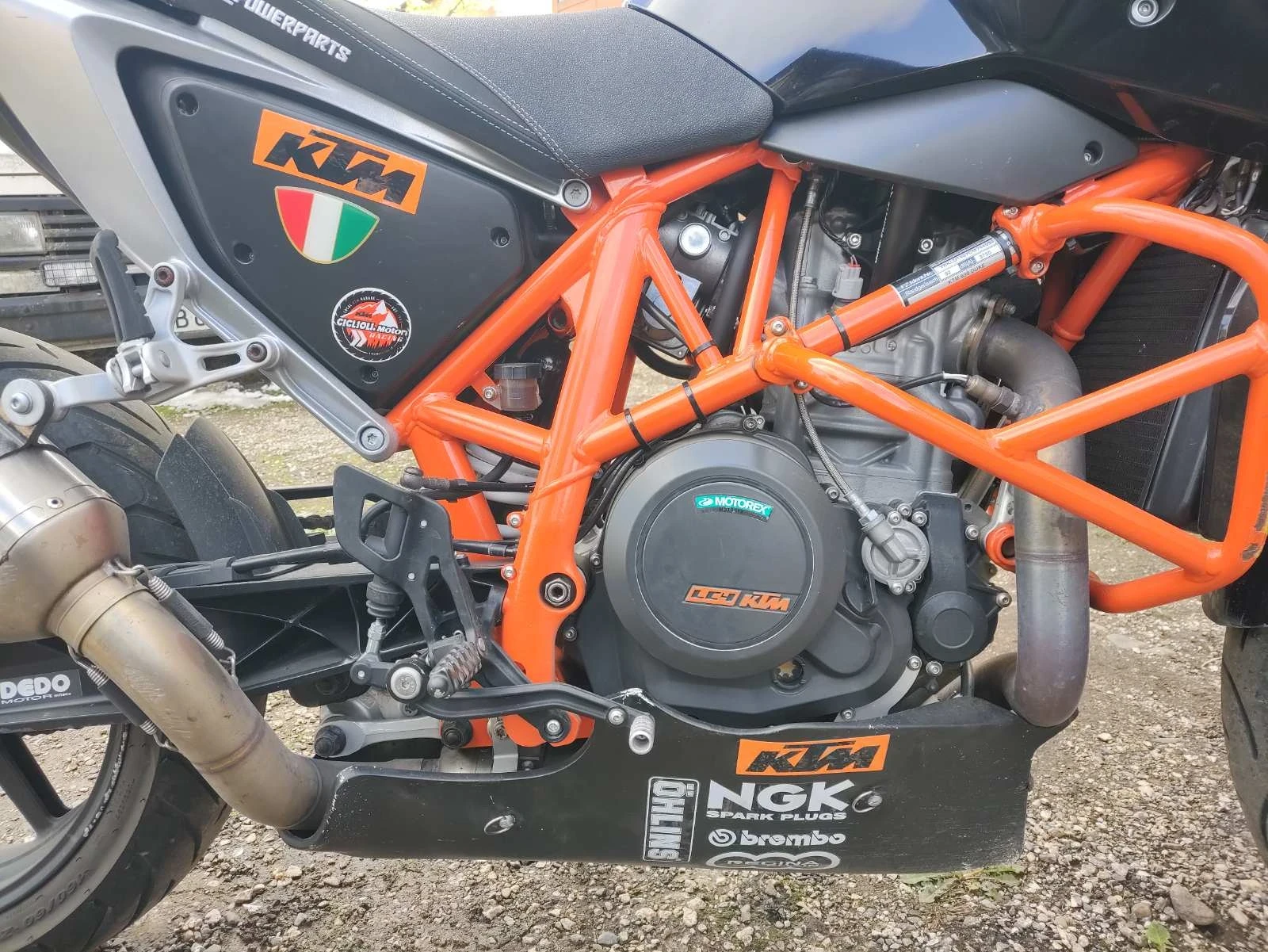 Ktm 690 DUKE - изображение 4