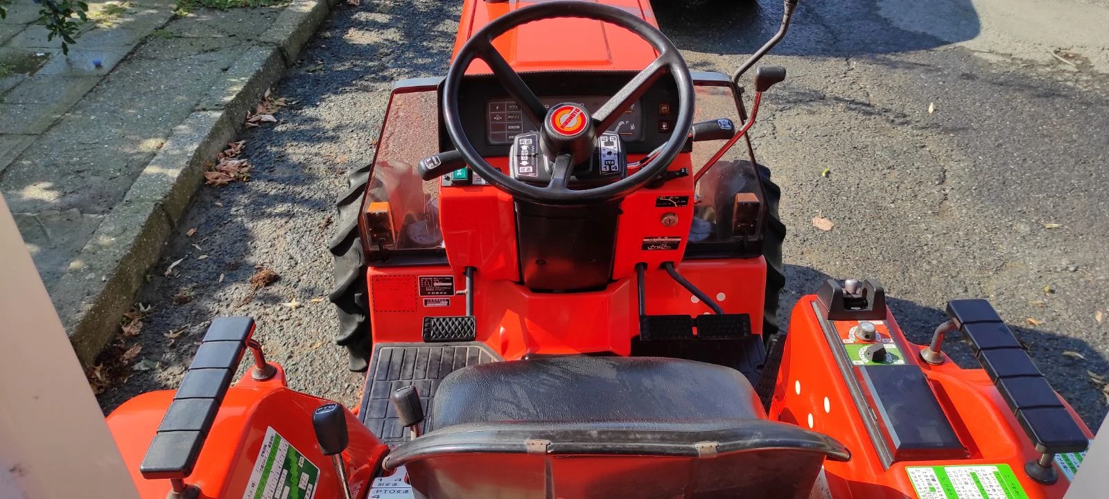 Трактор Hinomoto N239 - изображение 3