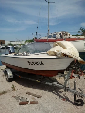 Лодка Yamaha, снимка 3