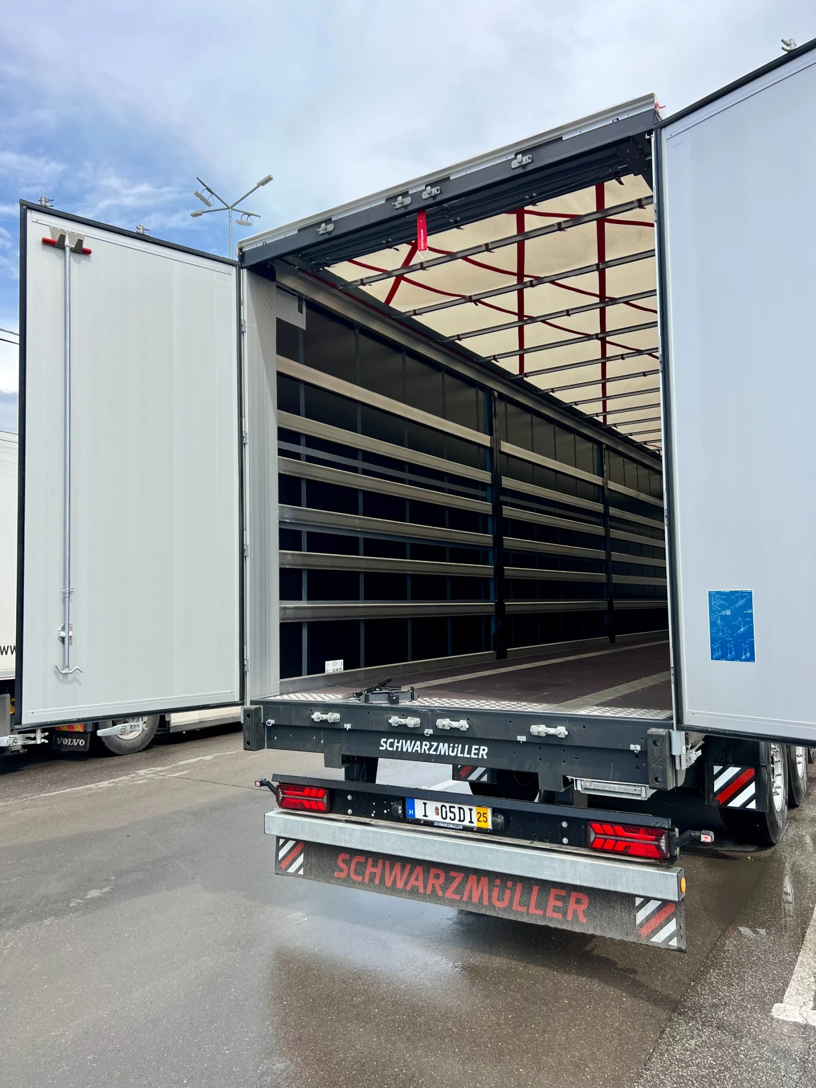  Schwarzmuller J-Serie, 5570kg, , FULDA | Mobile.bg   12