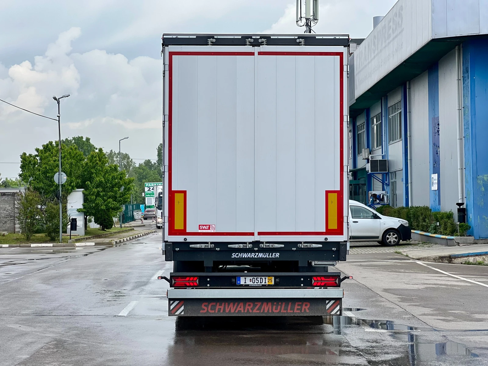  Schwarzmuller J-Serie, 5570kg, , FULDA | Mobile.bg   3