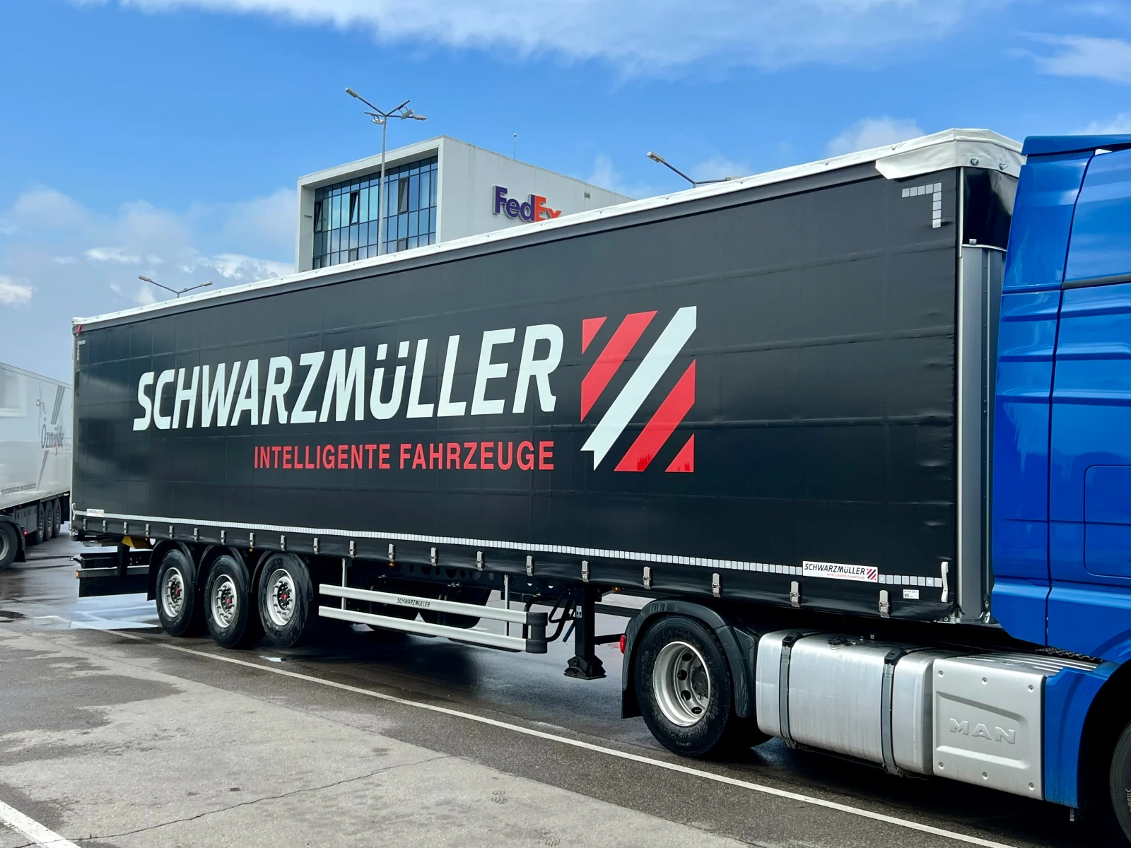  Schwarzmuller J-Serie, 5570kg, , FULDA | Mobile.bg   4