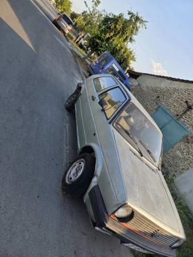 VW Golf 1.6 Дизел, снимка 2