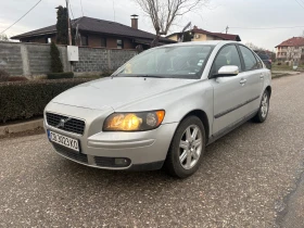 Volvo S40  - изображение 1