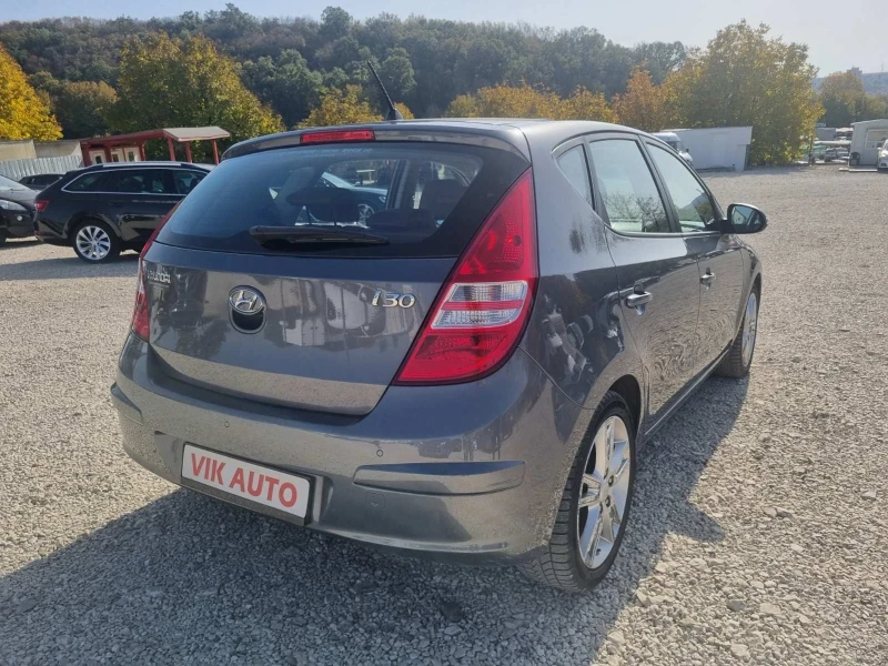 Hyundai I30 1.6 16V AUTOMAT SWISS, снимка 5 - Автомобили и джипове - 47750416