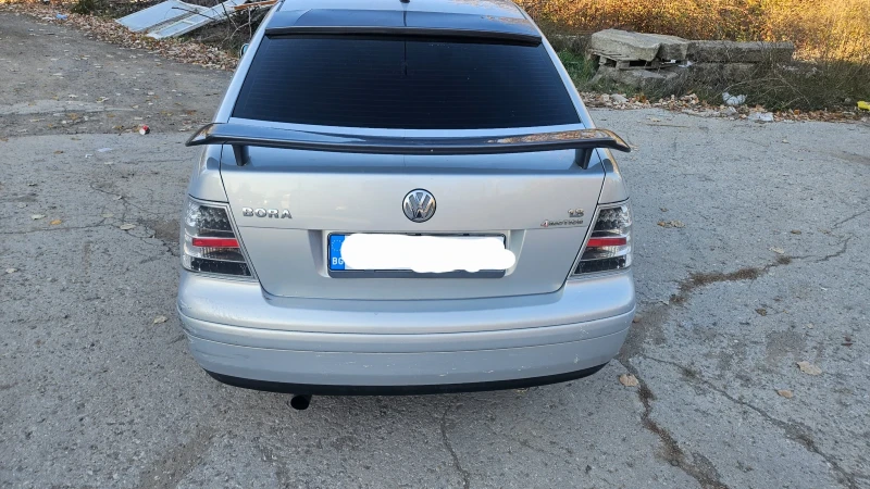 VW Bora, снимка 2 - Автомобили и джипове - 48080304