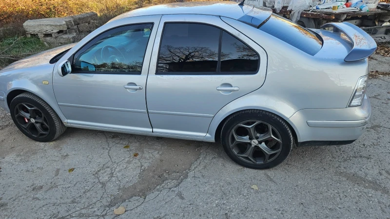 VW Bora, снимка 3 - Автомобили и джипове - 48080304