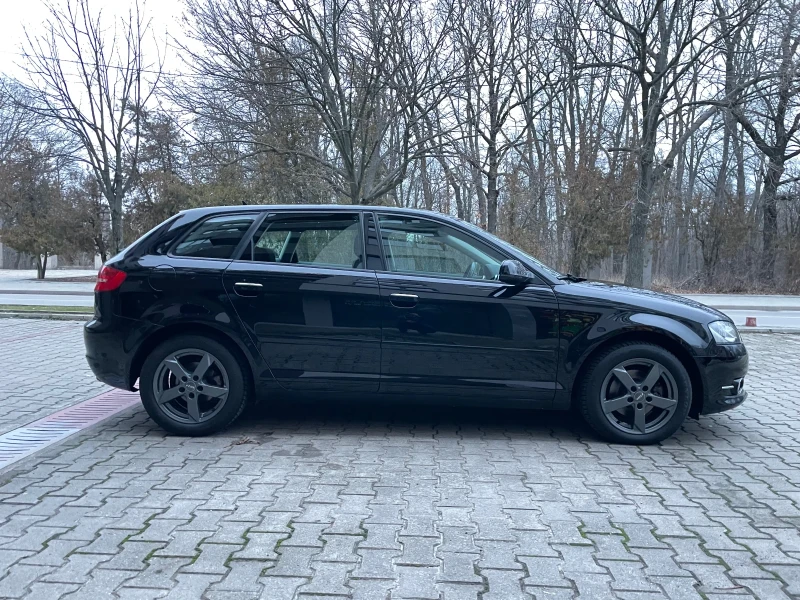 Audi A3 1.6 tdi, снимка 8 - Автомобили и джипове - 48349362