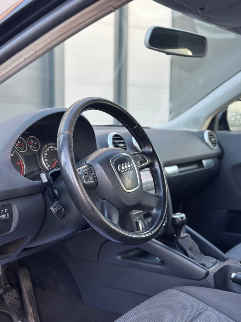 Audi A3 * 1.6TDi FACELIFT* , снимка 11 - Автомобили и джипове - 52775101