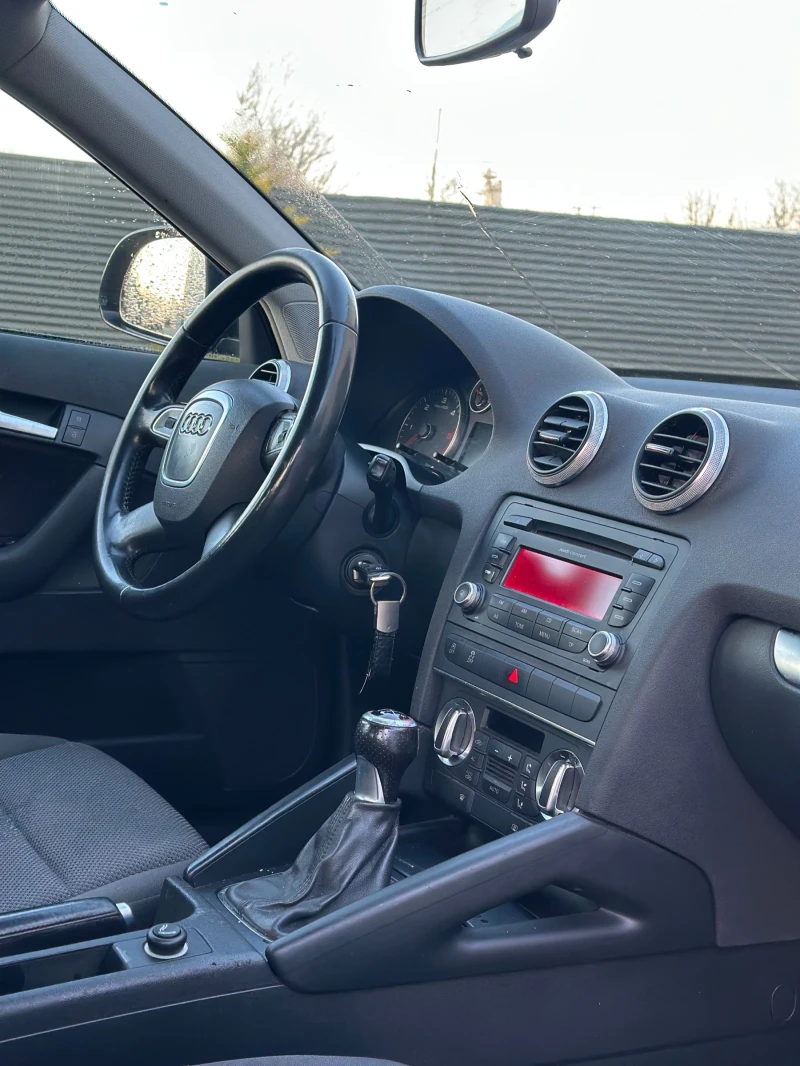 Audi A3 * 1.6TDi FACELIFT* , снимка 12 - Автомобили и джипове - 52775101