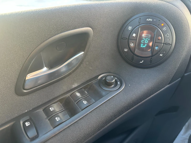 Renault Espace 2.0d 150 к.с. , снимка 12 - Автомобили и джипове - 53083669