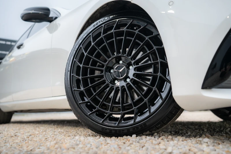 Mercedes-Benz E 200 FULL AMG | BURMESTER | CARBON | DIGITAL | FACELIFT, снимка 13 - Автомобили и джипове - 53133397