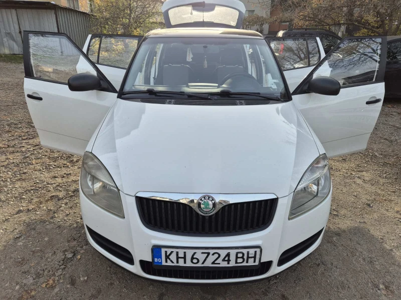 Skoda Fabia, снимка 2 - Автомобили и джипове - 53205086
