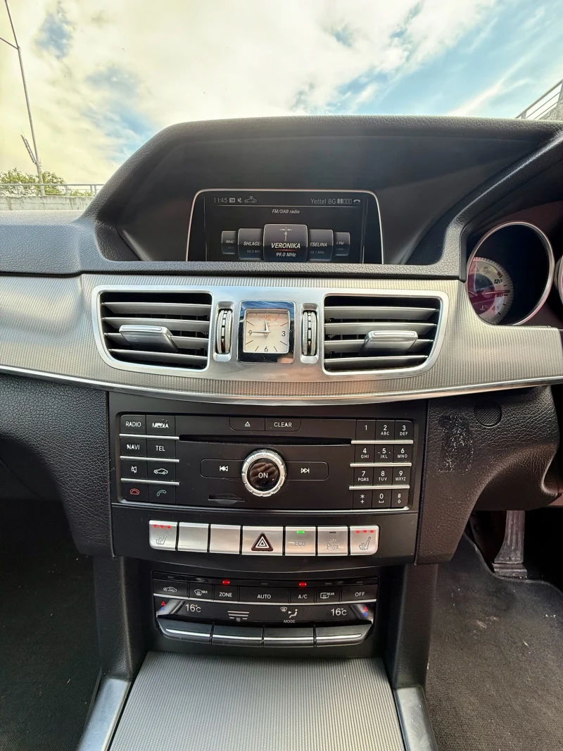 Mercedes-Benz E 220 Face/Bluetec, снимка 8 - Автомобили и джипове - 53376971