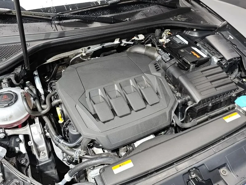 Audi A3 40 TFSI, снимка 6 - Автомобили и джипове - 55703333