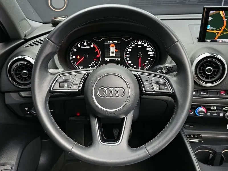 Audi A3 40 TFSI, снимка 12 - Автомобили и джипове - 55703333